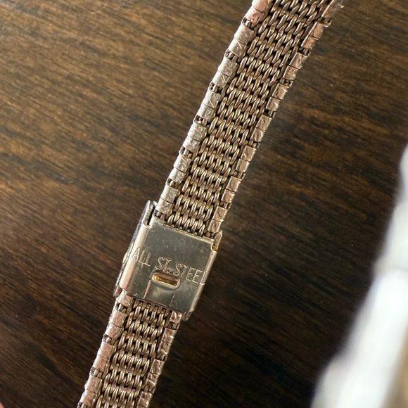 Watch Coated In A Stunning Chrome. Ladies Vintage Mechanical Wind Up Piece - Picture 7 of 11